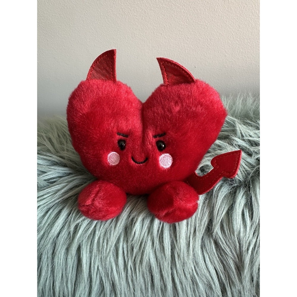 Valentine's Palm Pals Plush Heart Red 5" Sweatheart Gift
